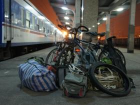 已到南宁,明日出发前往越南。