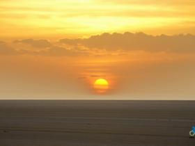 大漠夕阳-骑在吉布提